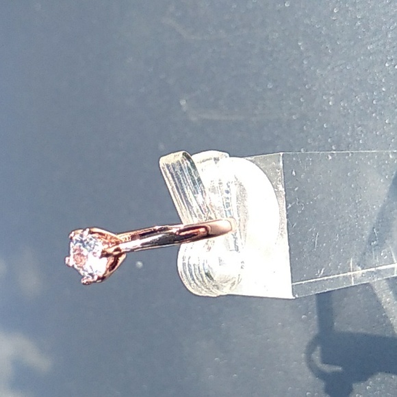 Rose gold plated solitaire - Picture 2 of 6